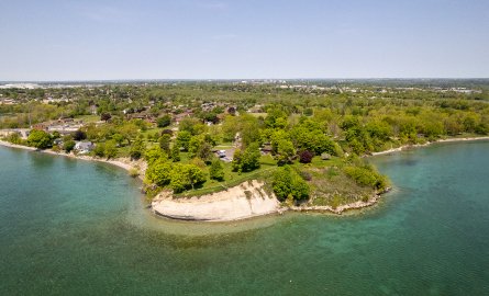 Aerial view of Oshawa's boundaries along Lake Ontario