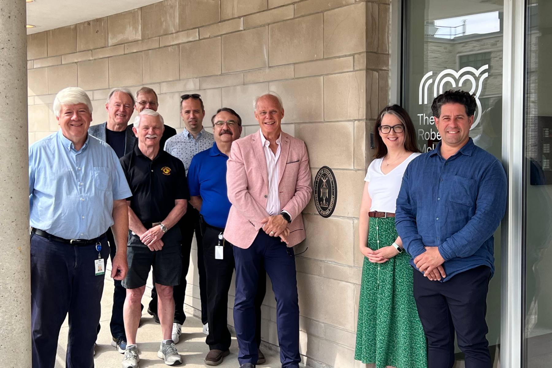 Members of Oshawa City Council joined Oshawa Hertige and The Robert McLaughlin Gallery representatives to recognize The RMG’s building Hertitage Designation.